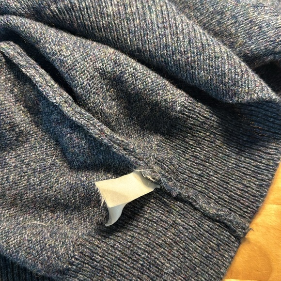 Vintage LL Bean Men’s 100% Lambswool V-neck Sweater Blue Marbled Scotland SZ XL - Picture 4 of 11